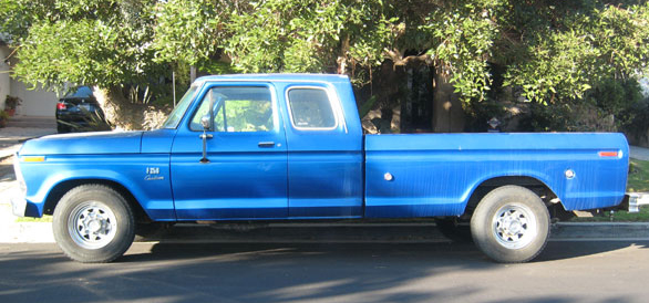 1975 Ford F250 side